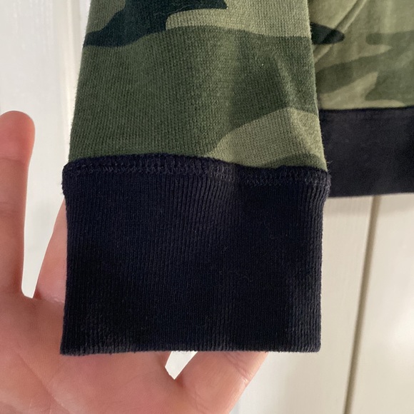 Abercrombie & Fitch Kids Camo Zip Up Sweater - Picture 2 of 7
